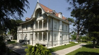 Bursa’da Atatürk’ün izlerinin sürüldüğü bu müze, büyük önderin Bursa’ya olan sevgisini ve bu şehirdeki anılarını yaşatmaktadır.