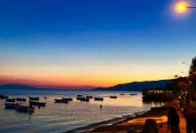 Küçük Kumla Plajı ve sahil manzarası"